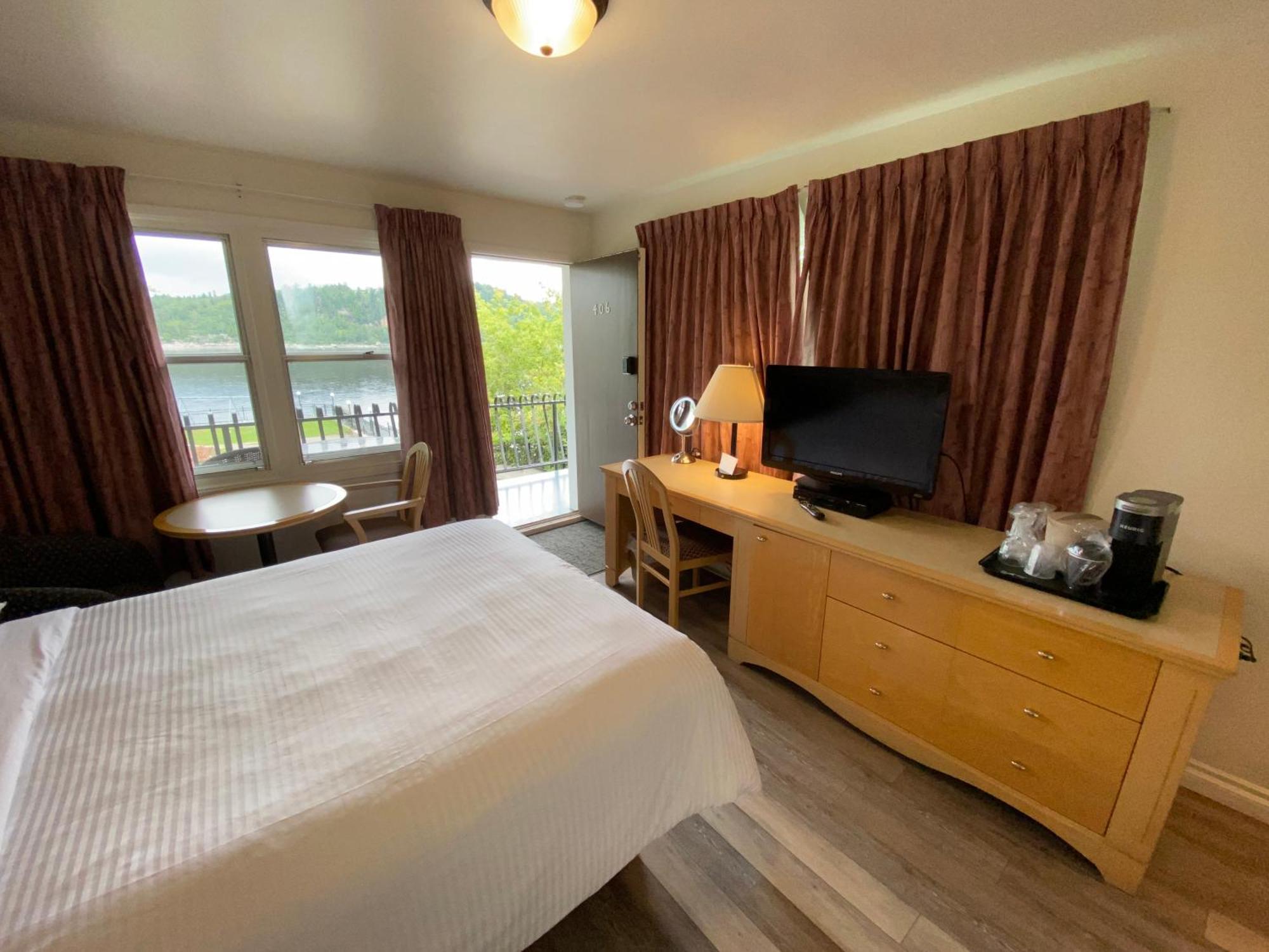 Motel Panoramique Chicoutimi Extérieur photo