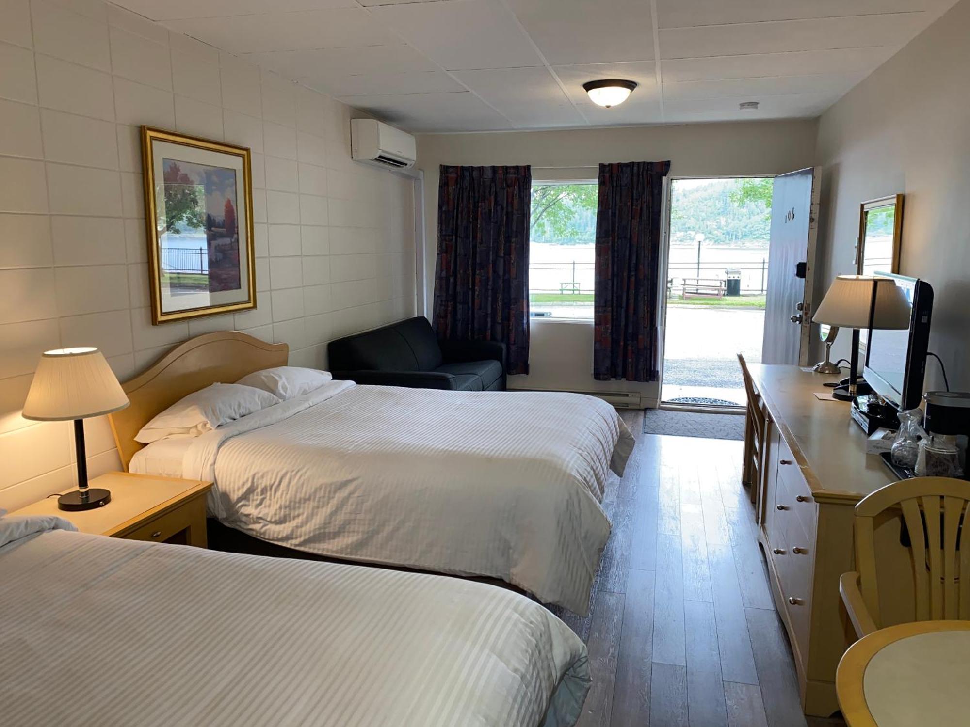 Motel Panoramique Chicoutimi Extérieur photo